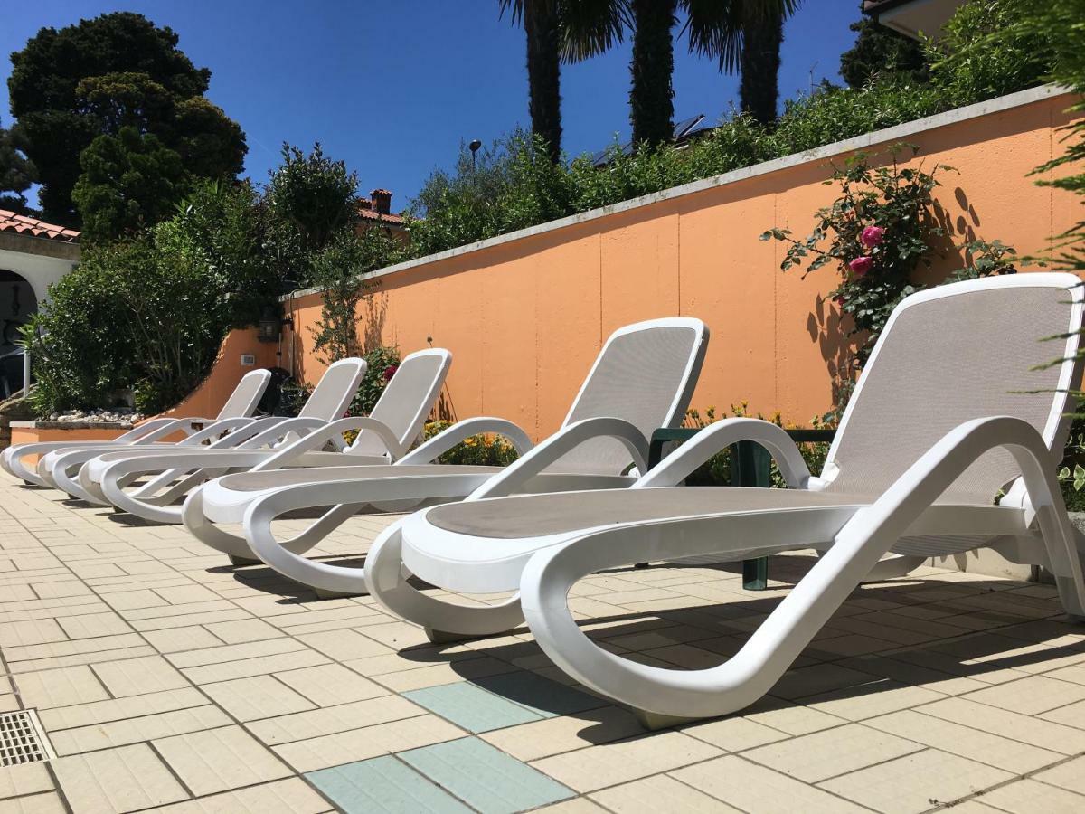Ferienwohnung Baki Portorose Exterior foto